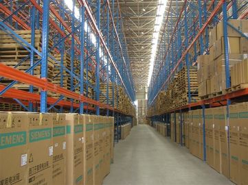 高密度 800KG -記号論理学の本部のための 4000KG パレット棚システム腐食防止